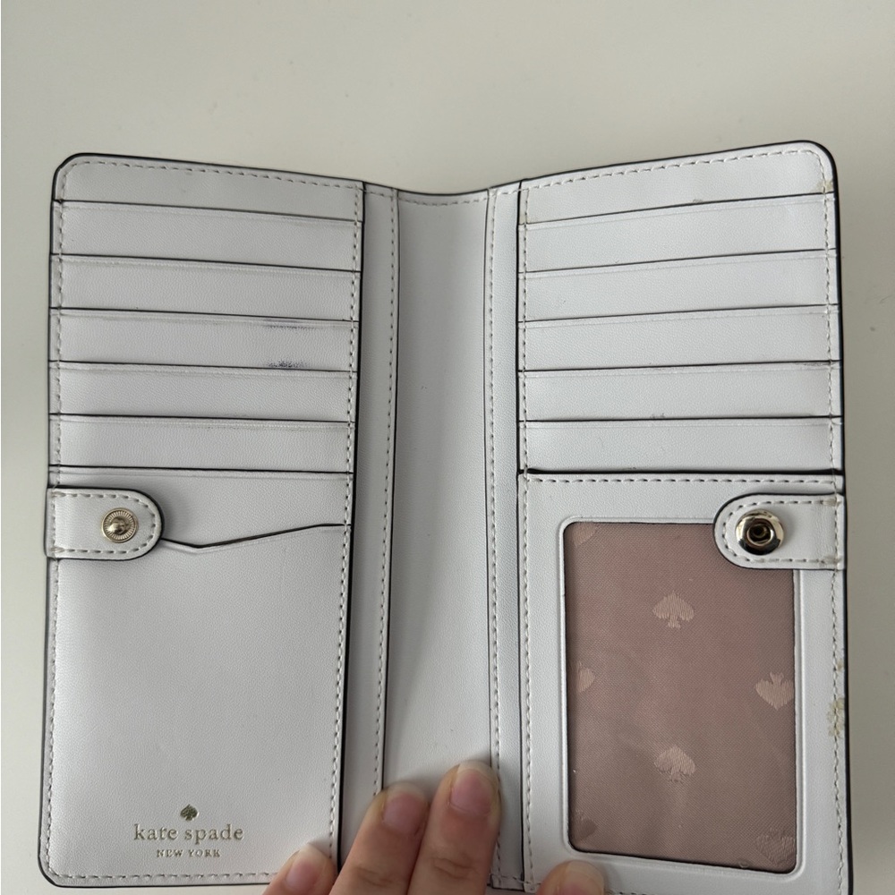 KATE SPADE WALLET - Picture 3 of 3